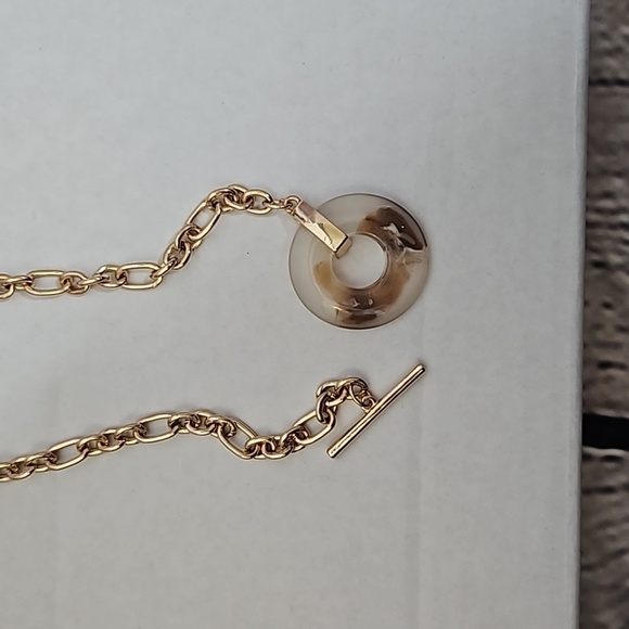 A New Day Toggle and Link Resin Ring Chain Necklace Brown/Gold NWT - Picture 3 of 3